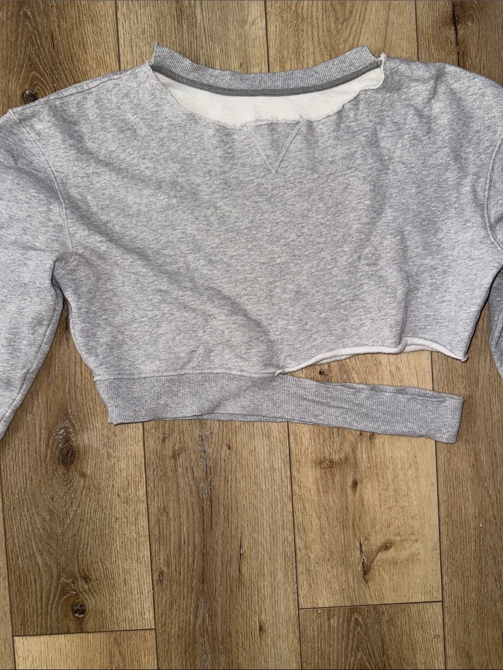 Sweater - Picture 6 of 7